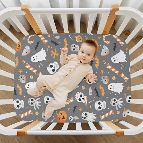 Qilmy Halloween Pumpkins Fitted Crib Sheet
